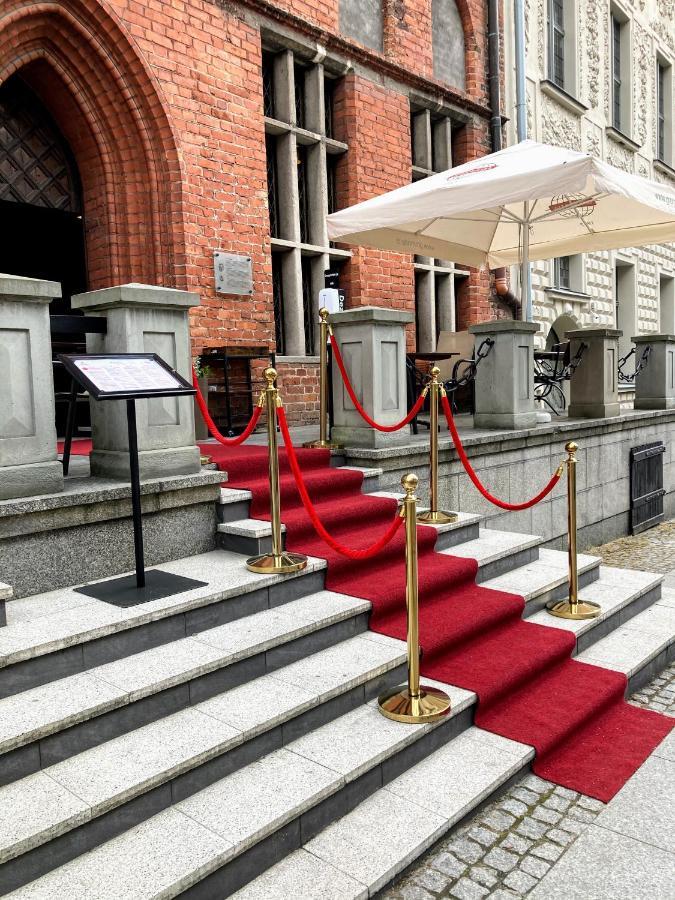 Hotel Gromada Торунь Экстерьер фото