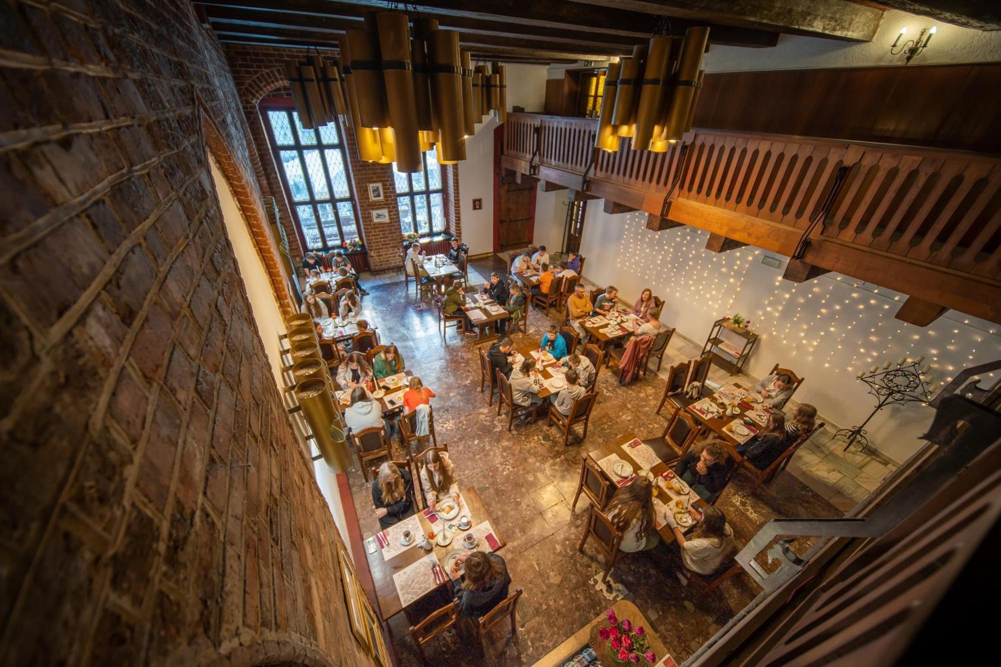 Hotel Gromada Торунь Экстерьер фото