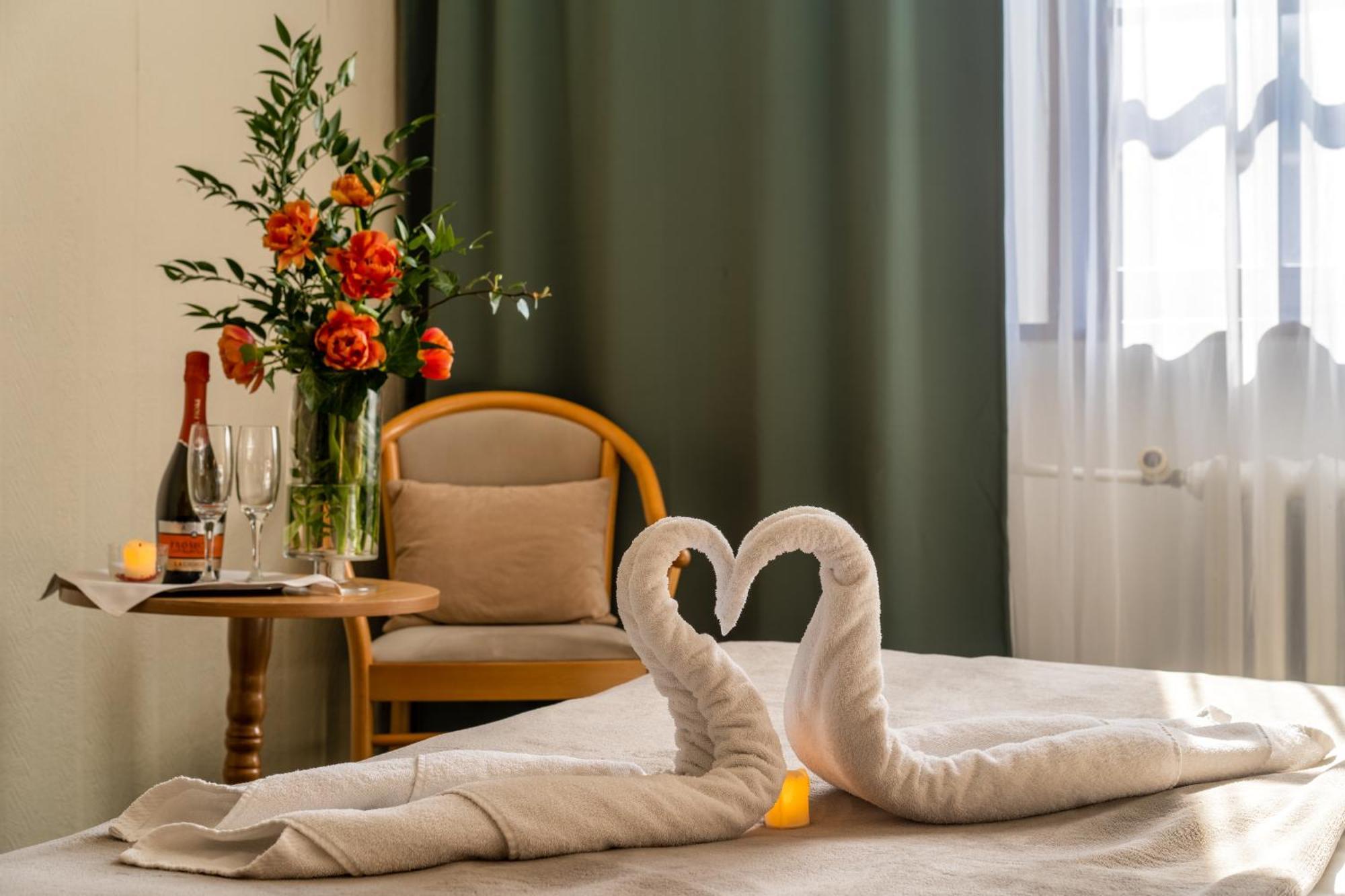 Hotel Gromada Торунь Экстерьер фото